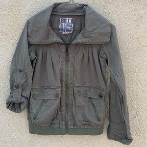 billabong Army Green Cargo Bomber Jacket adjustable sleeves size Small